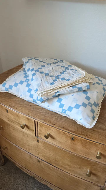 PRE ORDER Ellie & Layne Throw Blankets